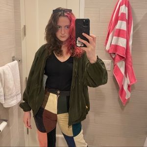 Meet your Posher, Caitlin